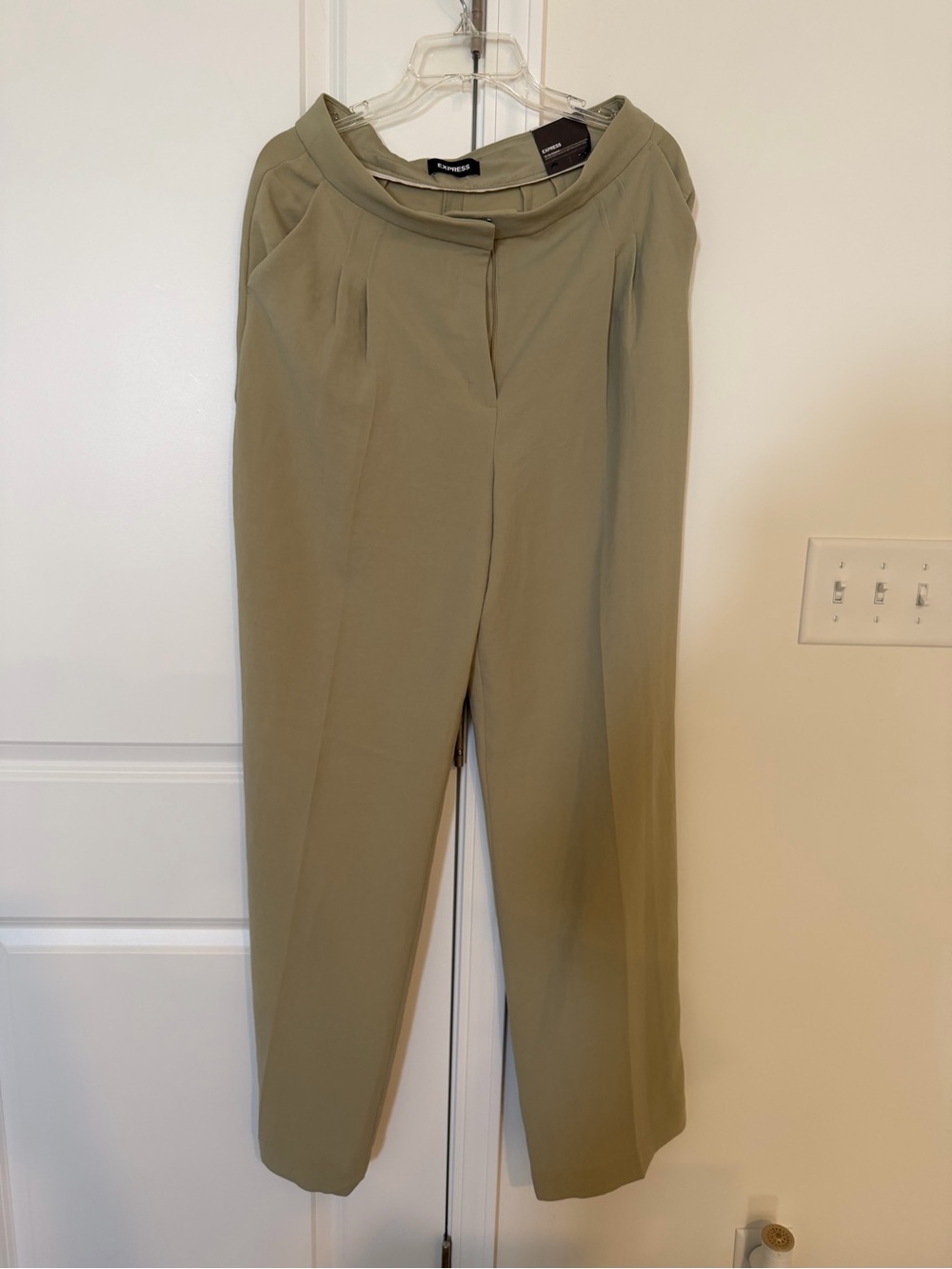 EXPRESS High Rise Trouser Pants Size 10 - Light Green/Olive